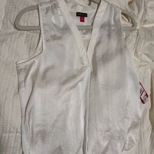 Vince Camuto White sleeveless blouse